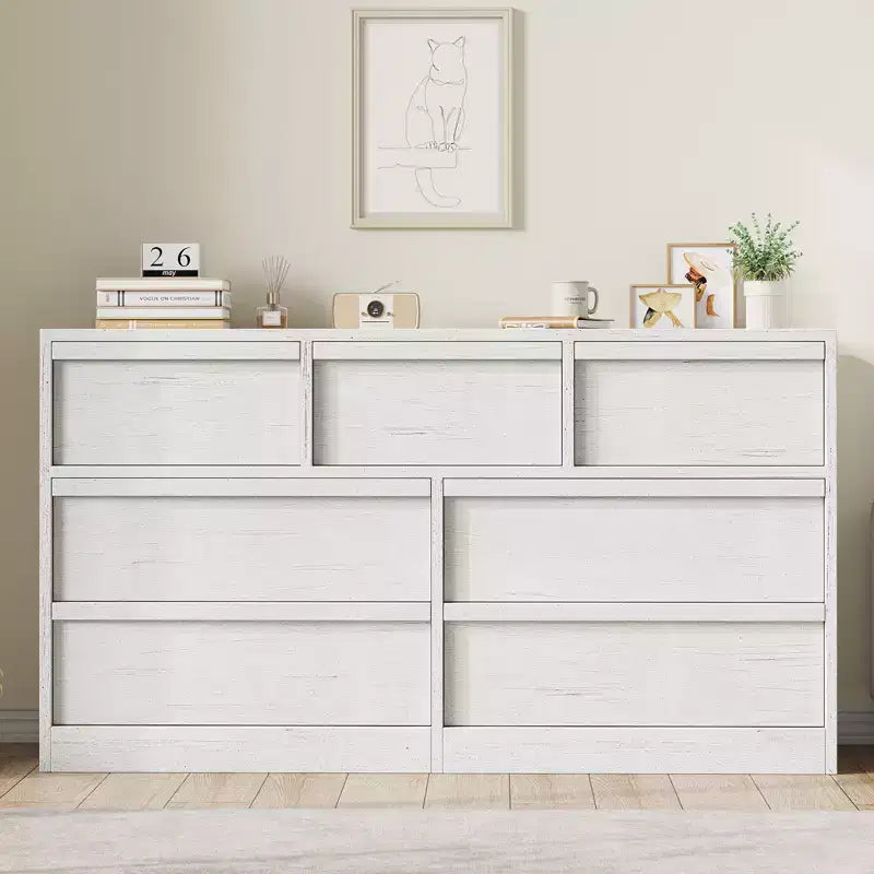 7 Drawer Dresser for Bedroom, White Dresser Organizer with Concave Handles, Modern 7 Chest of Drawers for Bedroom Living Room Nursery